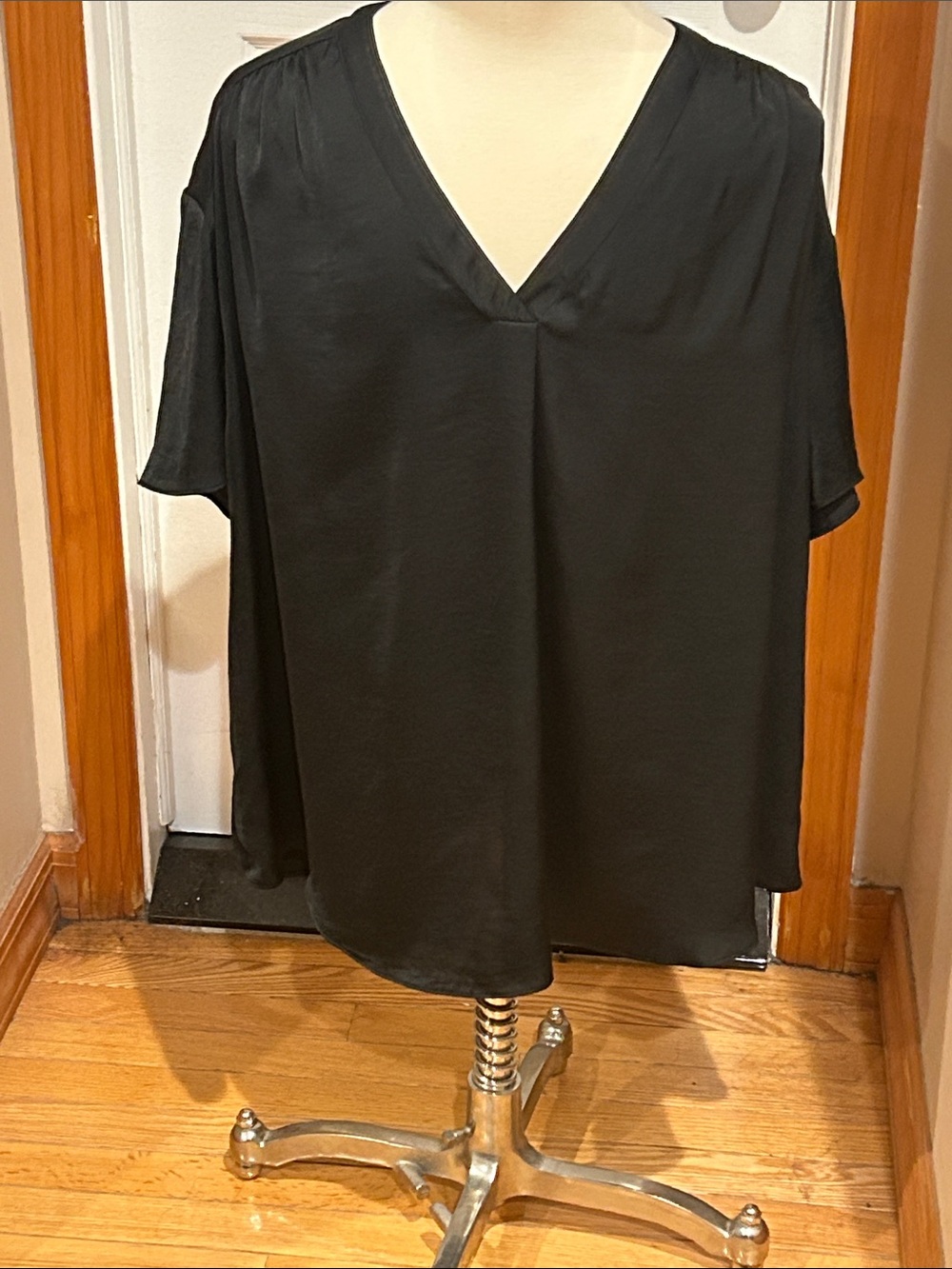Alfani Black V-Neck Short Sleeve Blouse